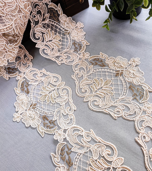 Two Tones Galloon Lace for New Collection Development - China Smooth Lace  and Transparent Lace price