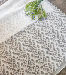 Feather Touch Chantilly Lace Fabric No 427a