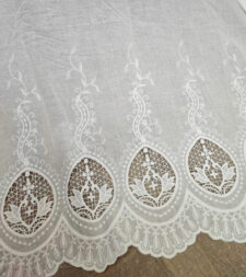 Tune Into Trends Cotton Fabric Design No 518a