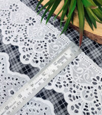 Stunning Cutwork Cotton Laces No 639b