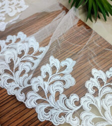 Wavy Florals One Sided Net Lace No 669a