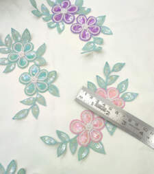 Floral Daisy Sequins Applique No 721c