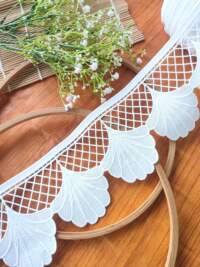 Fan Design Guipure Lace No 727