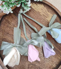 Shimmery Satin Tulips With Bows Item No 791