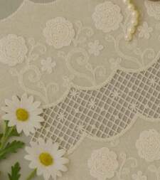 Interlaced Floral Statement Hakoba Lace No 825a