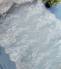 Chamtilly Statement Lace Piece Item No 939