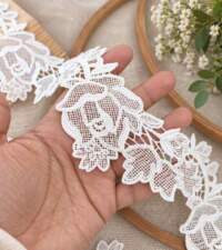 Floral Cutwork With Cord Outline Guipure Lace No 128b